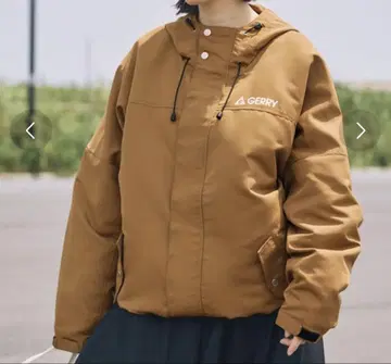 GERRY 후드 부착 브라운 자켓