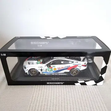 MINICHAMPS BMW M8 GTE 1:18
