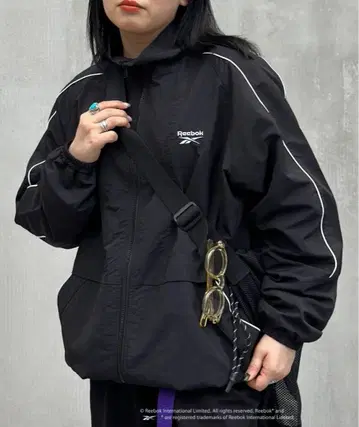 Reebok 나일론 자켓 블랙 S