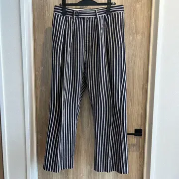 NEAT 코튼 스트라이프 와이드 슬랙스