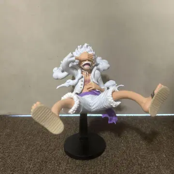 몽키 D 루피 니카 피규어