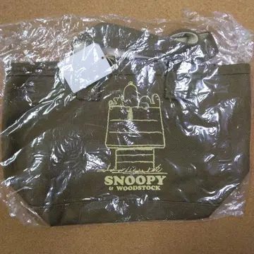 미사용 새상품 파밀리아 스누피 토트백 S