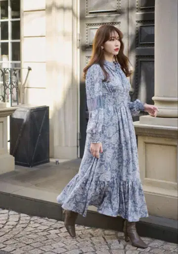 Herlipto Winter Floral Long-sleeve Dress