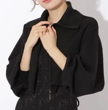 앙데팡당 크롭 니트 가디건