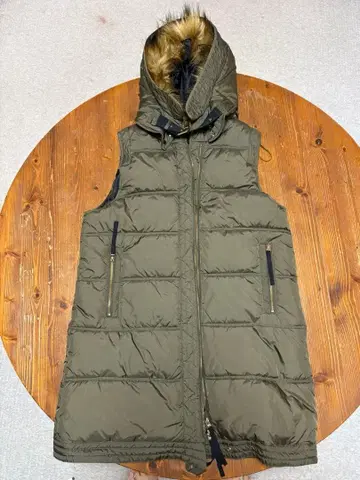 ZARA BASIC 올리브 그린 다운 베스트 XL