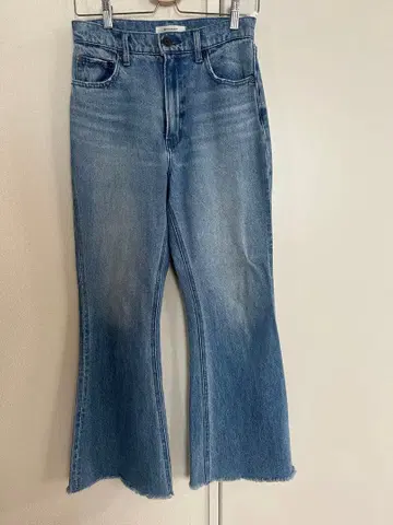 MOUSSY 플레어 컷 데님 팬츠