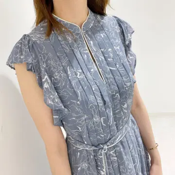 SNIDEL 마블 플라워 무늬 원피스