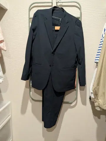 네이비 캐주얼 수트