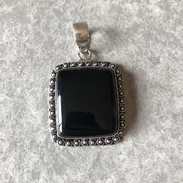 블랙 오닉스 S925 plated 펜던트 탑 ~의지와 보호의 돌~