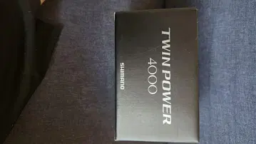 SHIMANO TWIN POWER 4000 스피닝 릴