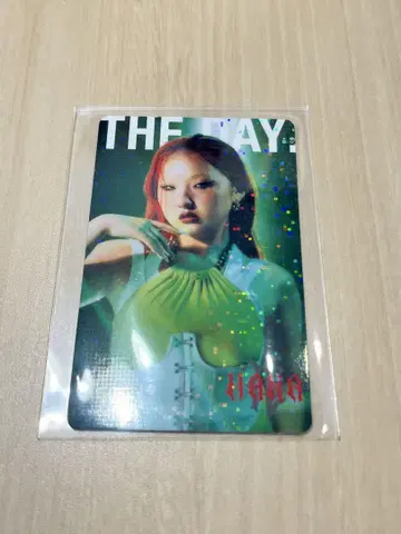 CHIKA 치카 바디멘테 태블릿 홀로그램 트레이딩 카드 특전