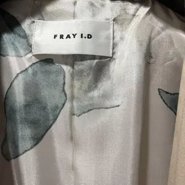새상품급 FRAY I.D 가을 베이지 심플 코트