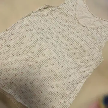 프랑슈리페 키티 고양이 탱크탑 M 새상품급 넉넉한 사이즈