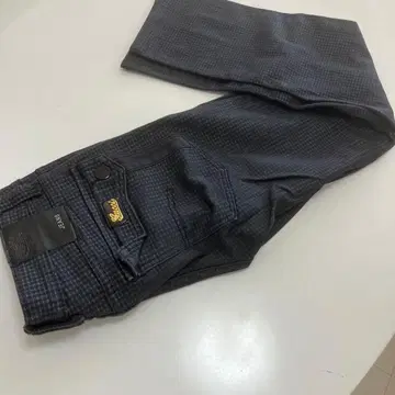 체크 무늬 데님 팬츠