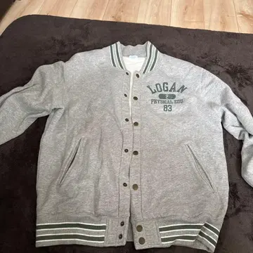 Champion LOGAN 바시티 자켓 L 사이즈 그레이