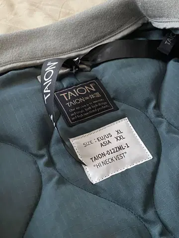 TAION 타이온 스탠드 카라 다운 베스트