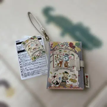 더피&프렌즈 Autumn Storybook 카드 홀더 디즈니