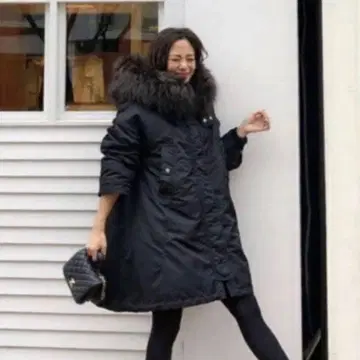 벌스데이 바쉬 롱 코트 블랙 후드 부착