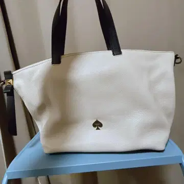 Kate Spade 화이트 토트백 2way