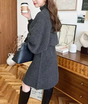알파카 터치 하이넥 숏 기장 풀오버 & 슬리브리스 원피스