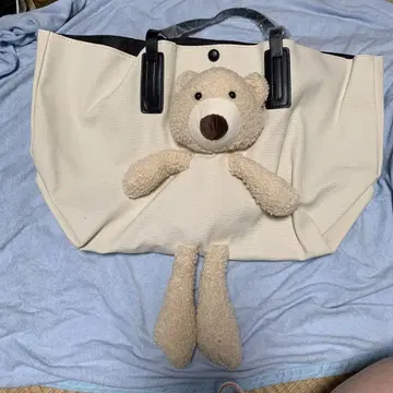 곰 봉제 인형 포함 토트백
