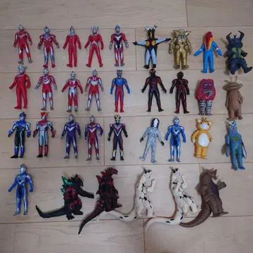 울트라맨 피규어 세트