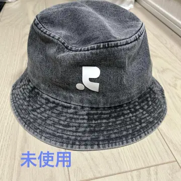 미사용 그레이 버킷햇 화이트 컬러 로고