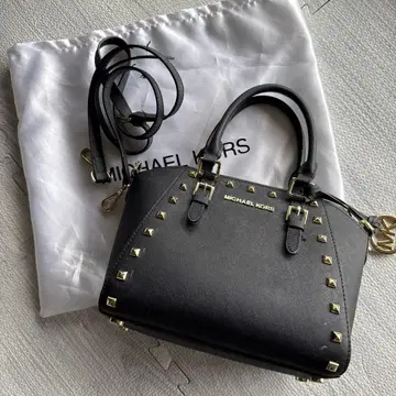 MICHEAL KORS 백