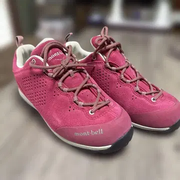 mont-bell 핑크 로우컷 트레킹 슈즈