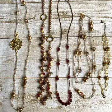 핸드메이드 비즈 목걸이 골드 계열 목걸이 4개 팔찌 1개