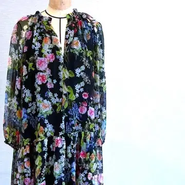 꽃무늬 롱 슬리브 원피스 ZARA