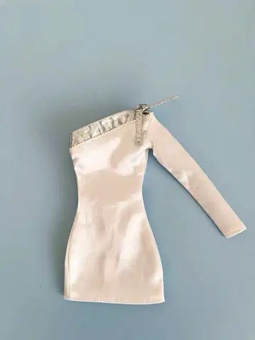 integrity toys 사제 아웃핏