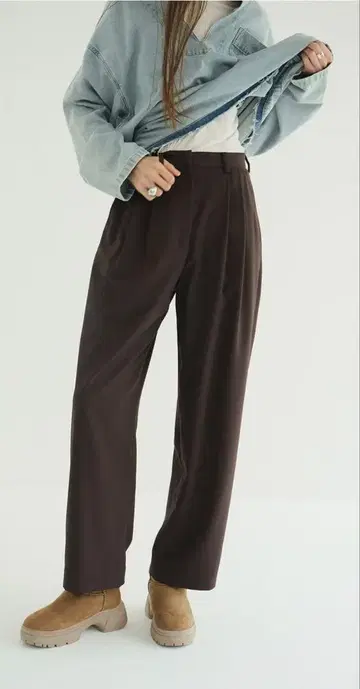 새상품급 CLANE BASIC TUCK PANTS / 브라운 / 1