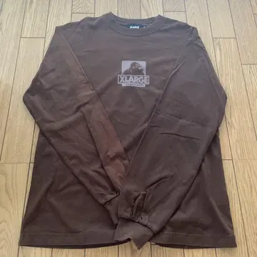 XLARGE 브라운 긴팔 티셔츠