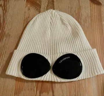 cp company 비니 고글 화이트