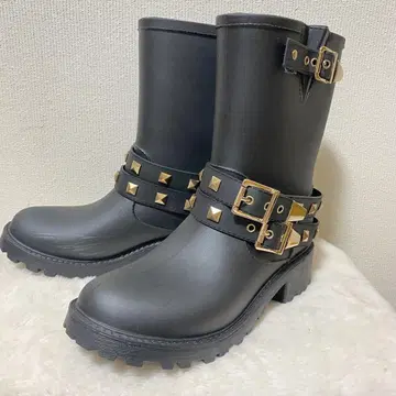 STEVEMADDEN 스터드 장식 블랙 레인 숏부츠 장화