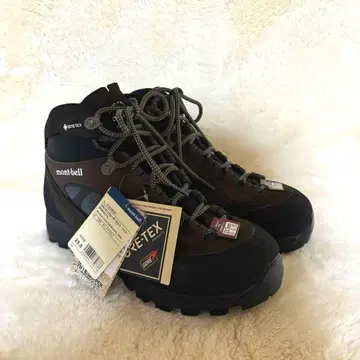 새상품 mont-bell 마운틴 크루저 600 23.5cm 와이드