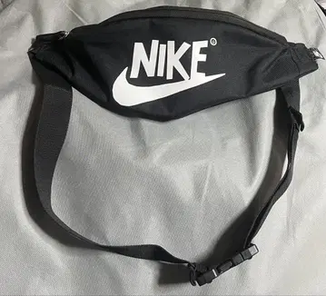 [ NIKE ] 나이키 로고 힙색