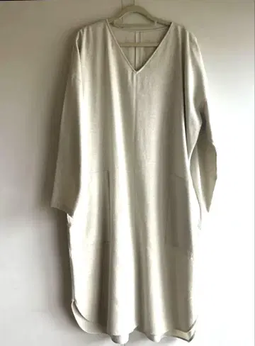 galerie vie 그레이 V넥 롱 원피스