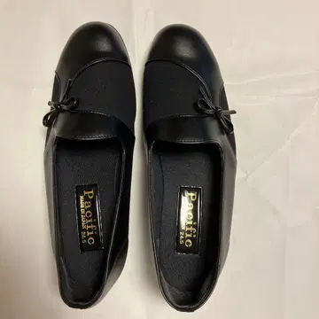 Pacific 블랙 플랫슈즈 24.5cm 4E