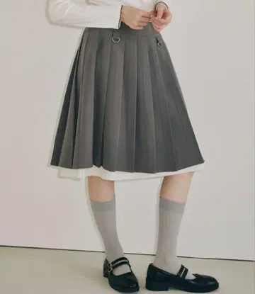 idem 이뎀 레이어드 미디움 플리츠 스커트