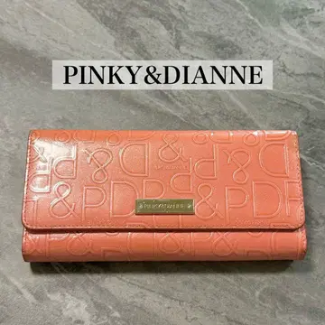 PINKY&DIANNE 엠보싱 가공 장지갑 핑크 살몬 핑크 새상품급