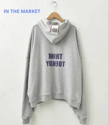 IN THE MARKET 와펜 후드티