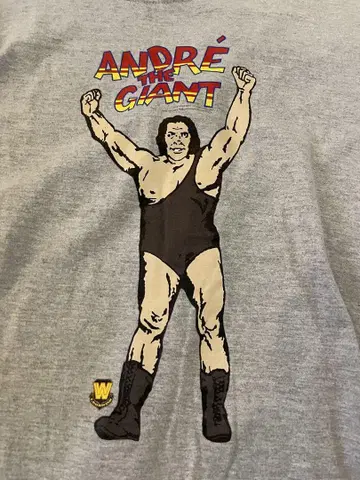 wwe 앙드레 더 자이언트 티셔츠 M 사이즈