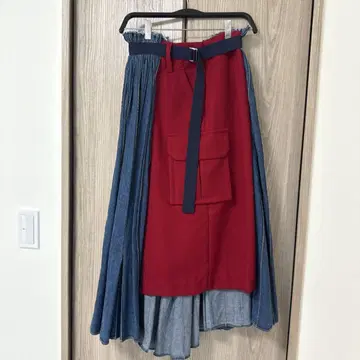 sacai 데님 도킹 플리츠 스커트