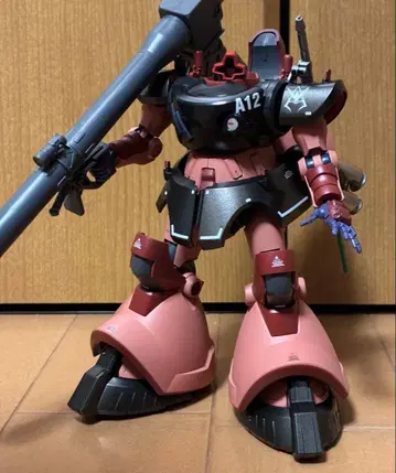 HG 릭 돔 도색 완료품 지크액스 GQ 샤아 컬러