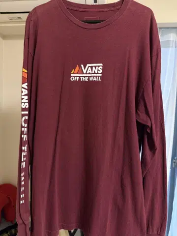 새상품급 VANS L 사이즈 롱T 버건디 컬러