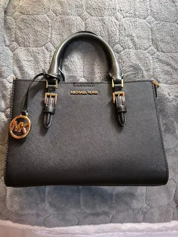 MICHAEL KORS 블랙 토트백
