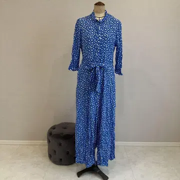 파란색 물방울 패턴 긴팔 롱 원피스 ZARA
