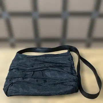 KAGURAYA 카구라야 숄더백 블랙